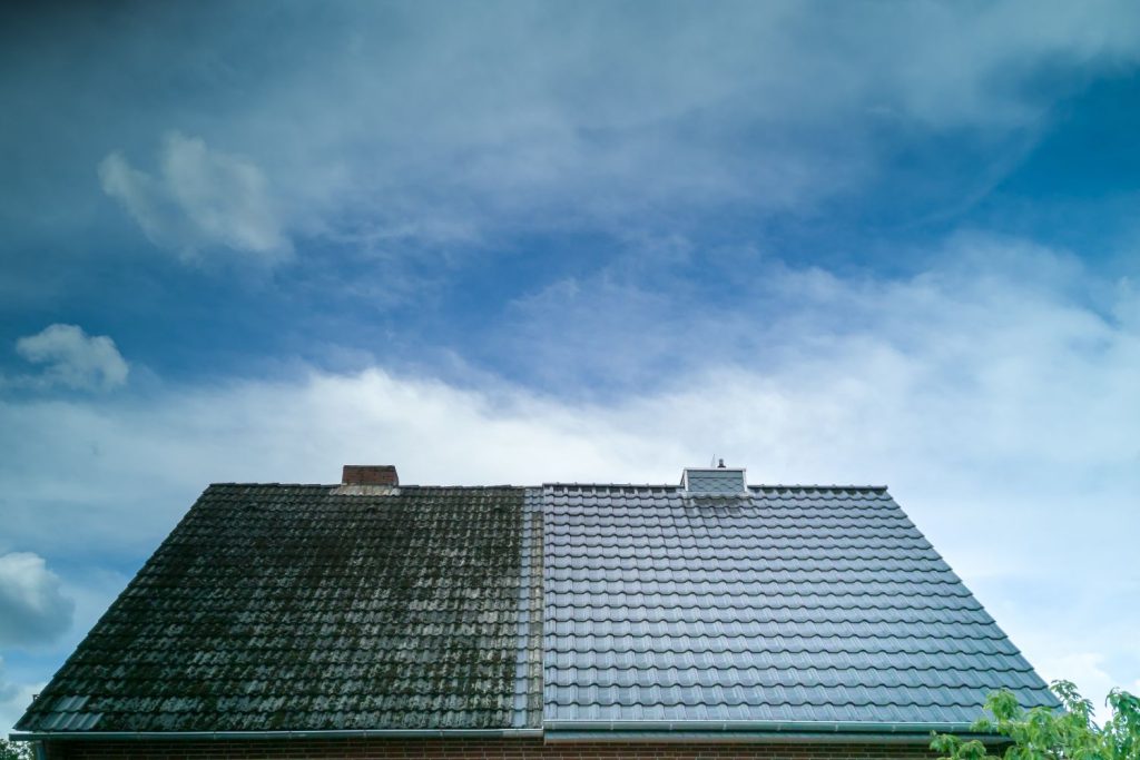 Taktvättdirekt.se - Rengöra tak - Före- efterbild